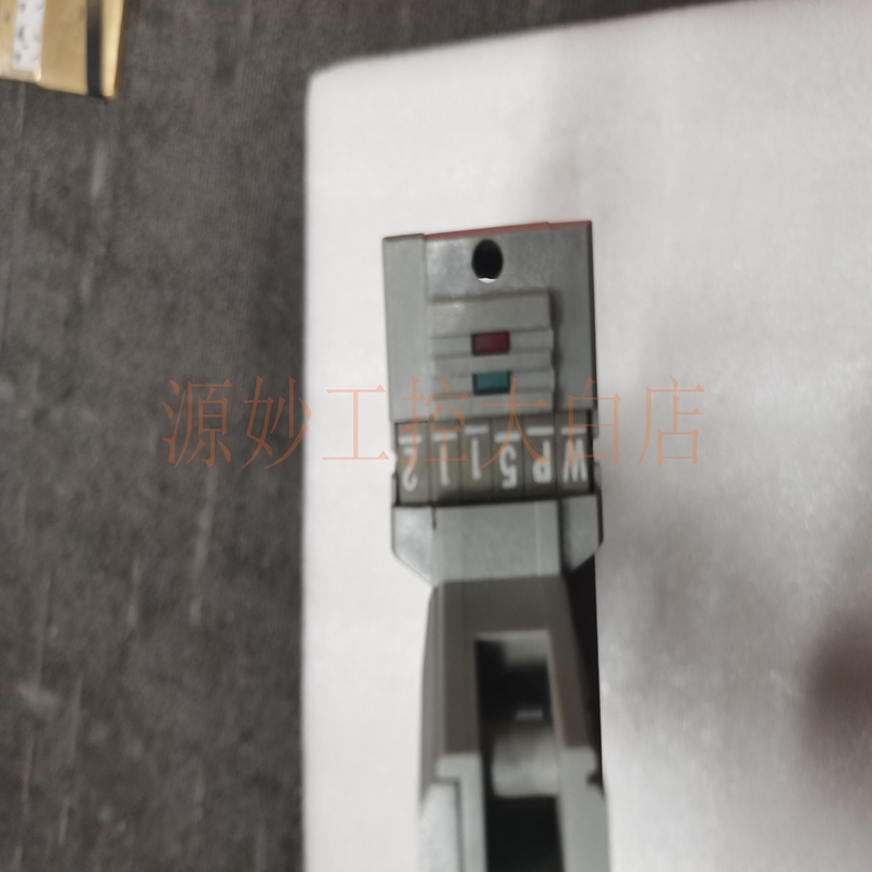 FOXBORO CP75 模块 卡件 控制器