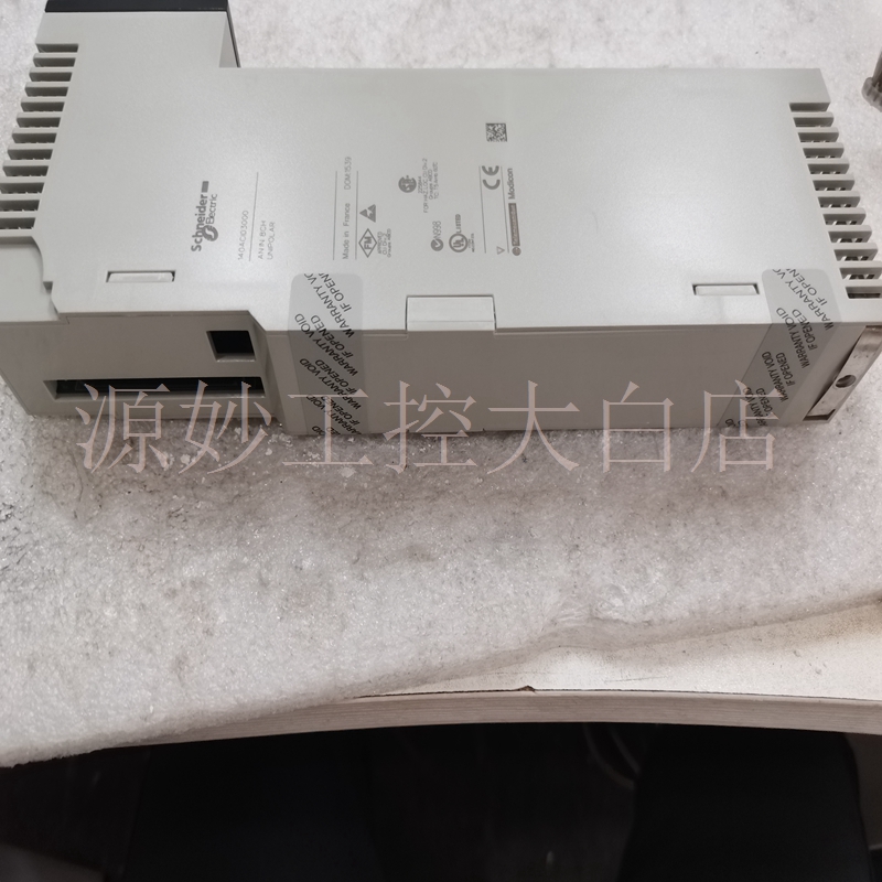 Schneideir 140CFX00110 模块 卡件 控制器