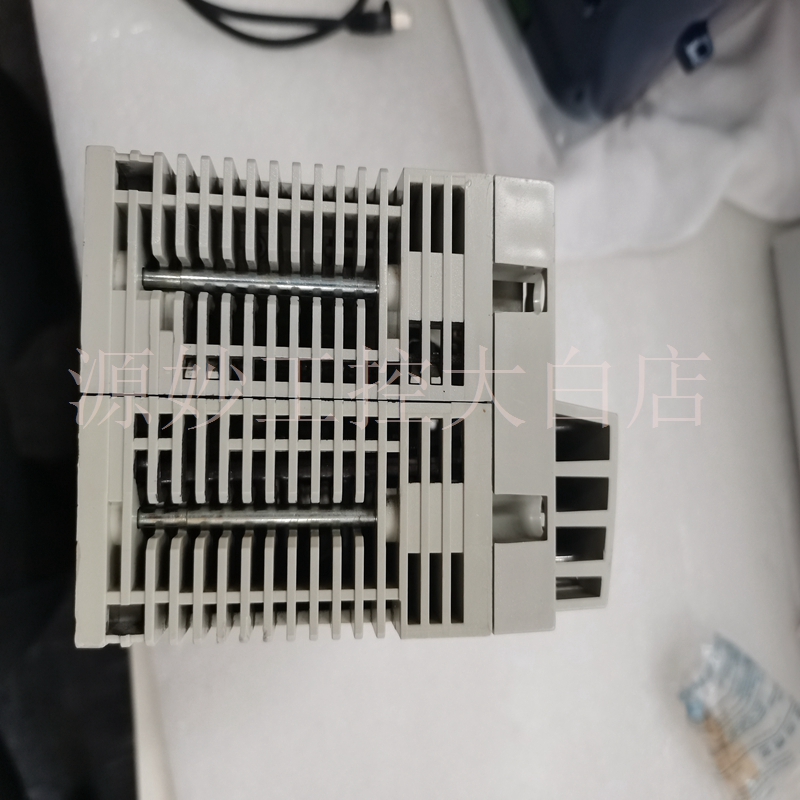Schneideir 140CPU65150C 模块 卡件 控制器