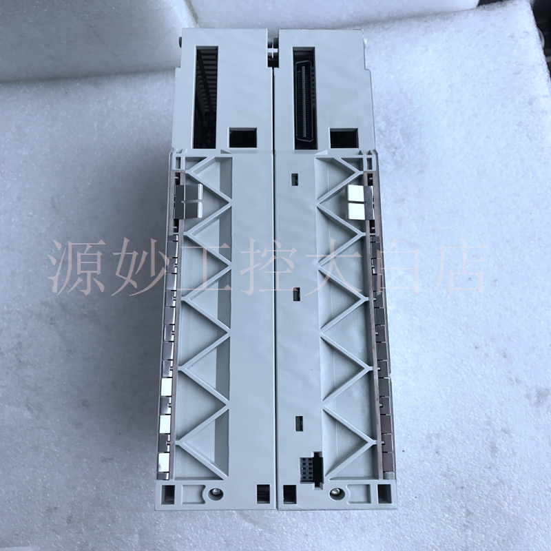 Schneideir 140CRA93101 模块 卡件 控制器