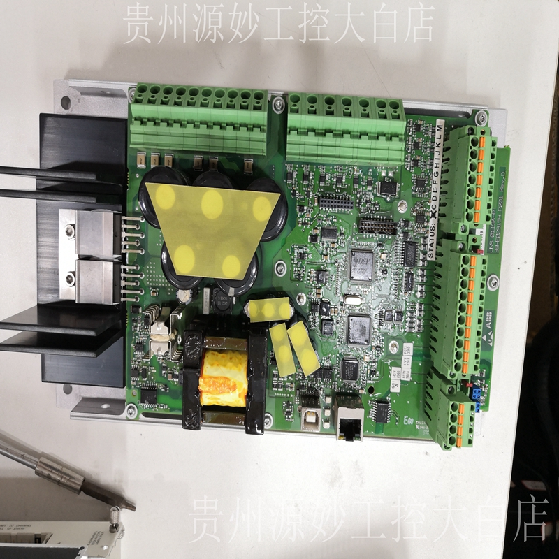vABB UNS0887A-P 3BHE008128R0001