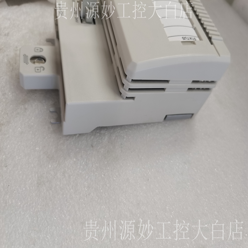 ABB 3BSE018105R1 PM861K01
