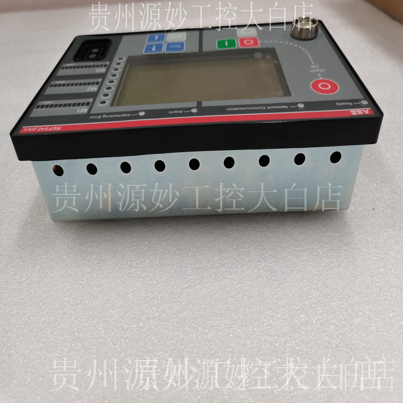 ABB	REF542PLUS	 伺服控制器